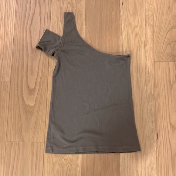 Splendid one shoulder top - Picture 6 of 6